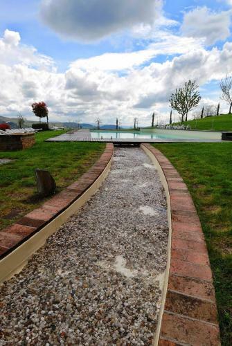 Il Castagno D'andrea Apartment Sleeps 4 Pool