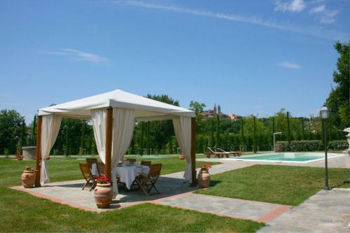 Santa Lucia Villa Sleeps 14 Pool Air Con Wifi