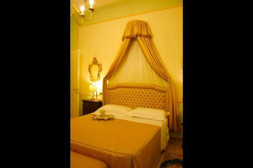 Santa Lucia Villa Sleeps 14 Pool Air Con Wifi