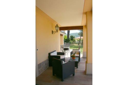 Santa Lucia Villa Sleeps 14 Pool Air Con Wifi