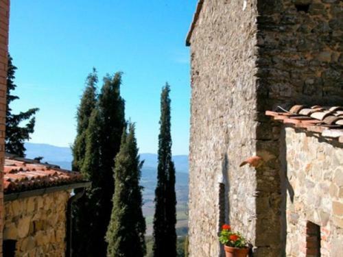 Castiglioncello Del Trinoro Villa Sleeps 10 Pool