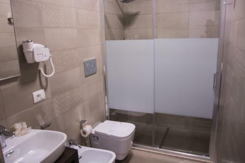 8room Hotel