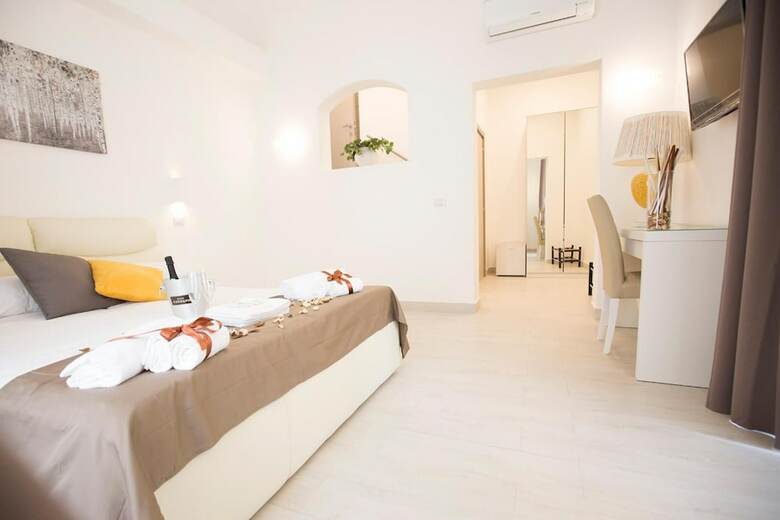 Hostal Preluna Central Palace