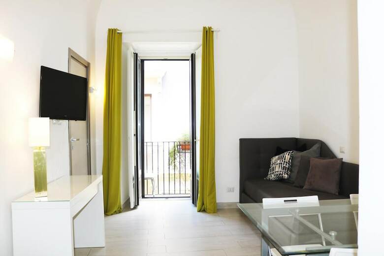 Hostal Preluna Central Palace