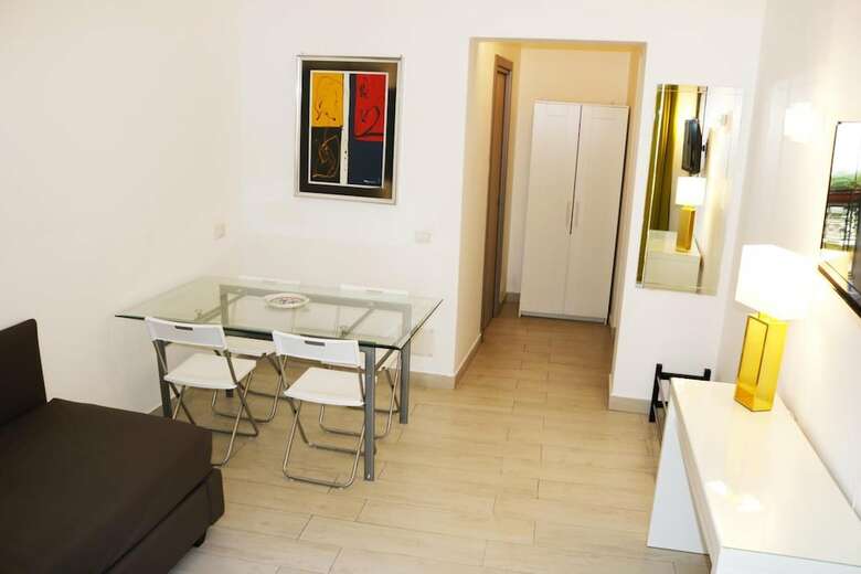 Hostal Preluna Central Palace