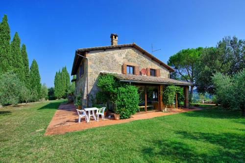 Cetona Villa Sleeps 7 Pool Air Con