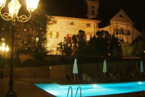 Ciggiano Villa Sleeps 22 Air Con