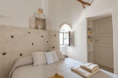 Cisternino Villa Sleeps 7 Pool Air Con Wifi