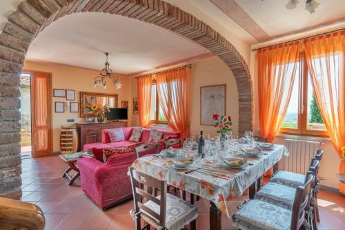 Vinci Villa Sleeps 8 Pool Air Con Wifi