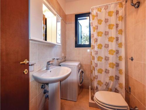 Two-bedroom Apartment In Valledoria Ss