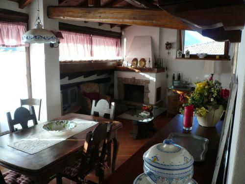 2 Lake View Apartments Near Lugano