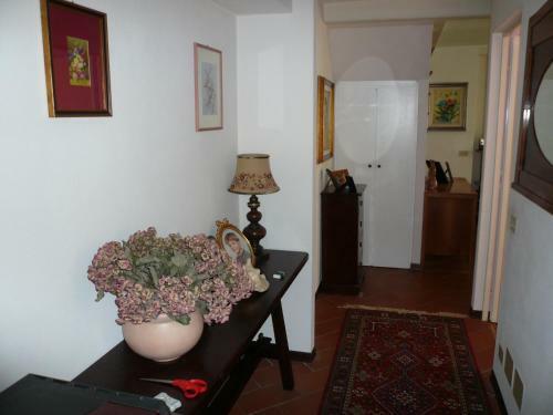 2 Lake View Apartments Near Lugano