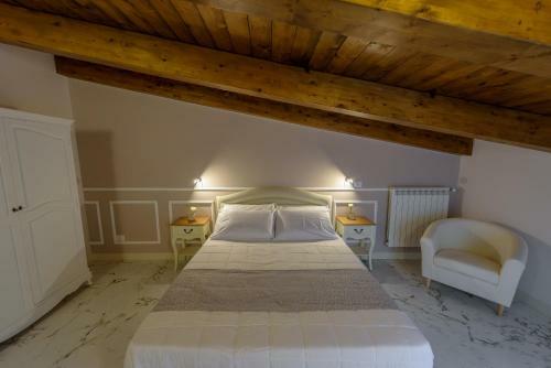 Marie Claire Apartments & Spa
