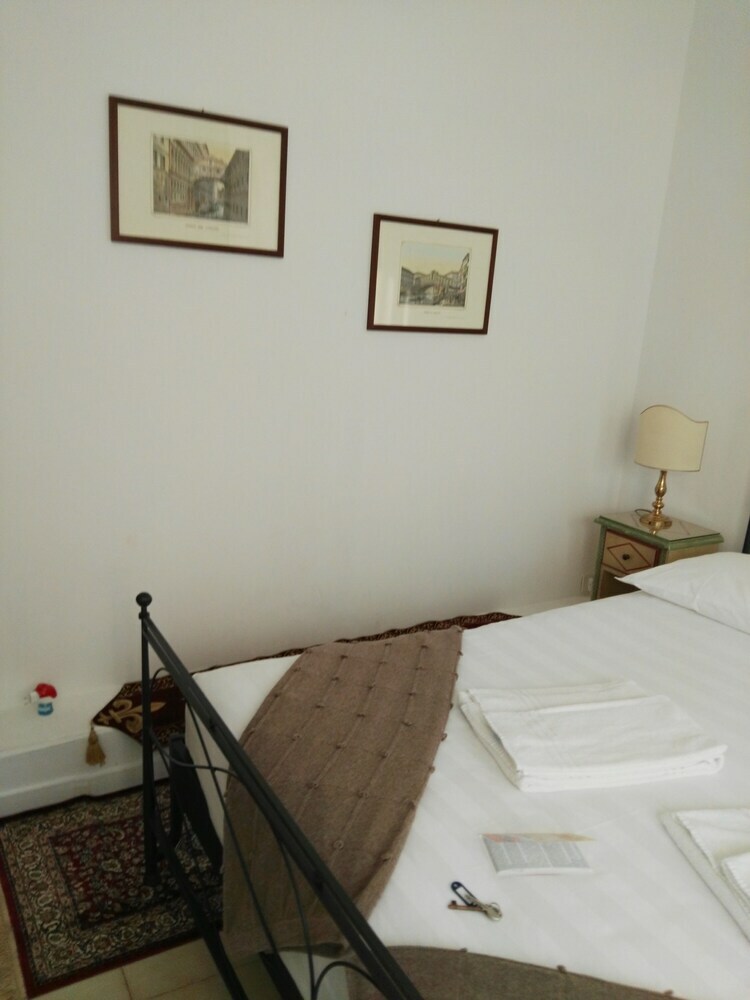 Hostal Butterfly Guest House