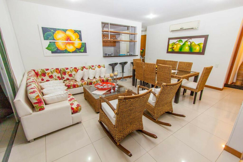 Hotel Travelers Orange Cartagena