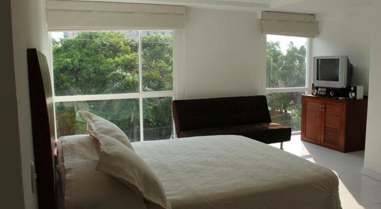 Hotel Coral Reef