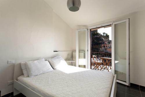 Vernazza Rooms & Apartments