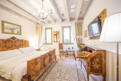 Hostal Corte Realdi Boutique Rooms