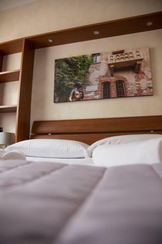 Gatto Romeo Apartments
