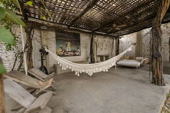 Hotel La Casa Rosal�a