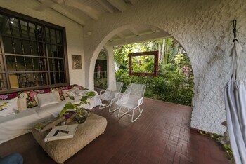 Hotel La Casa Rosal�a