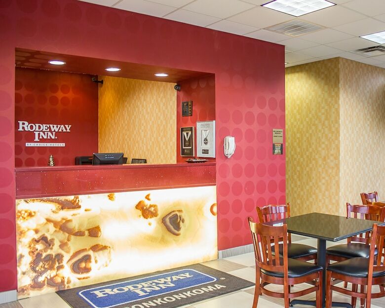 Hotel Rodeway Inn Macarthur Airport
