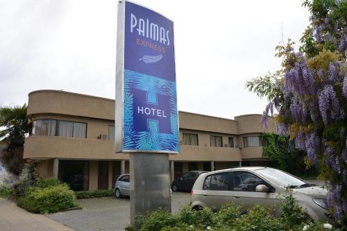 Hotel & Business Center Curic�