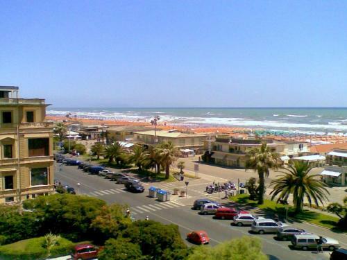Villino La Rosa A Viareggio
