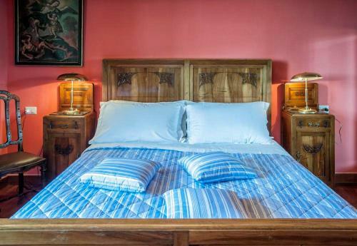 Vibonati Villa Sleeps 14 Wifi