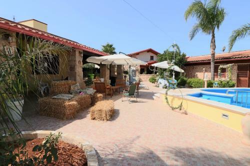 Casa Vacanza Chitarra A Torre Suda Nel Salento