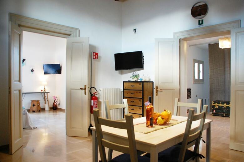 Hostal Palazzo Bianchi Domus Holidays