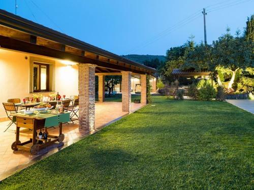 Blandano Villa Sleeps 6 Pool Wifi