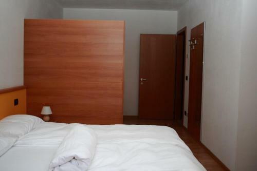 Apartments In Tenno/gardasee 24155