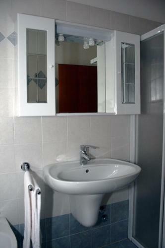 Apartments In Tenno/gardasee 24155