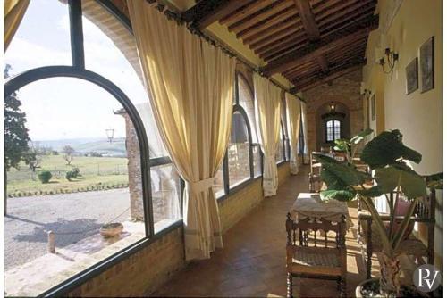 Siena Villa Sleeps 24 Pool Air Con Wifi