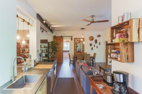Triestevillas Tropical Murat, 6 Guests Terrace And Surfer'style