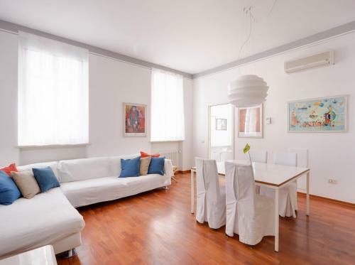 Apartamento Triestevillas Ghetto Avantgarde 150