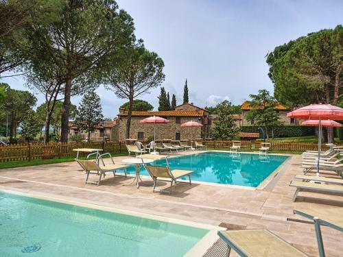 Vernazzano Basso Apartment Sleeps 6 Pool Wifi