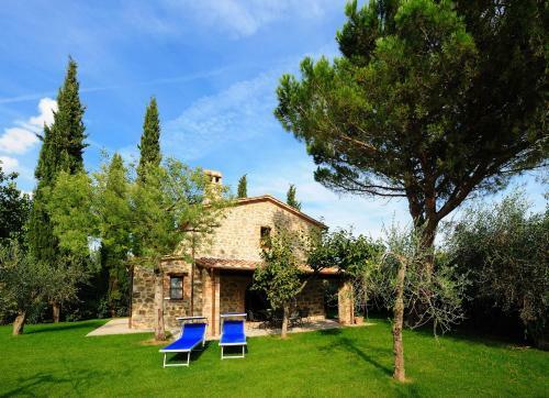 Vernazzano Basso Apartment Sleeps 6 Pool Wifi
