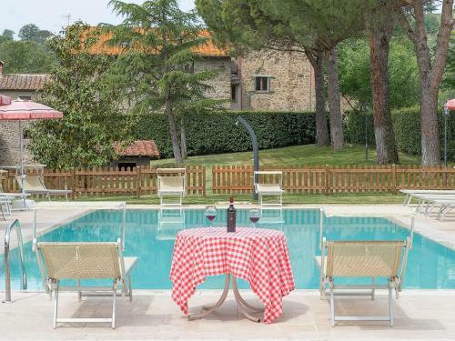 Vernazzano Basso Apartment Sleeps 6 T242209