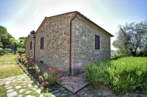 Vernazzano Basso Apartment Sleeps 6 T242209