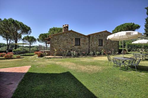 Vernazzano Basso Apartment Sleeps 6 T242209