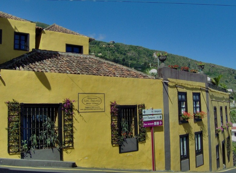 Apartamentos Monasterio De San Antonio