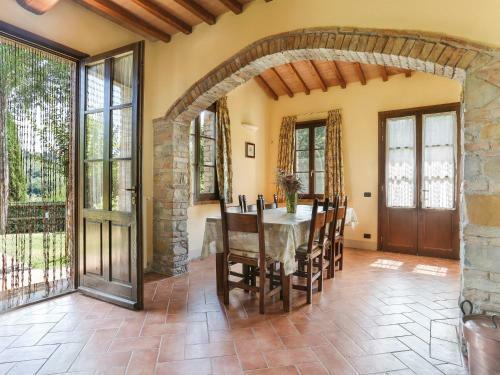 Locazione Turistica Casa Amos (moi170)