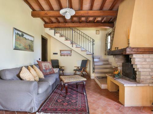 Locazione Turistica Casa Amos (moi170)