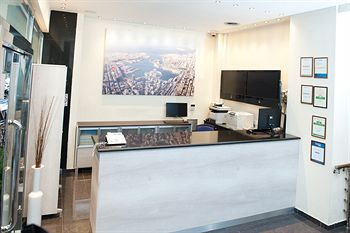 Piraeus Dream Hotel
