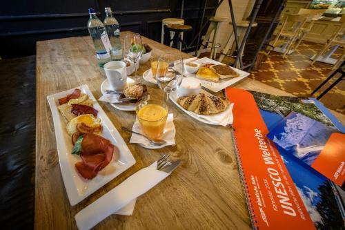 Hostal Bernina Express Rooms&breakfast
