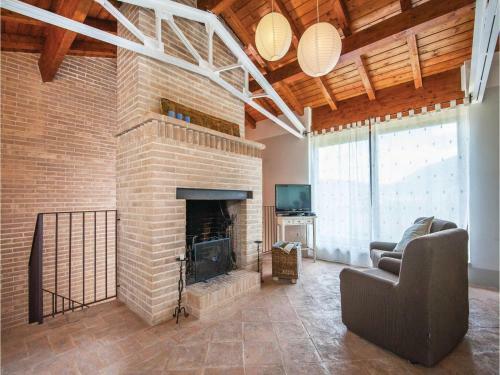 Three-bedroom Holiday Home In Assisi Pg