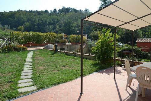 Serravalle Pistoiese Villa Sleeps 8 Pool Wifi