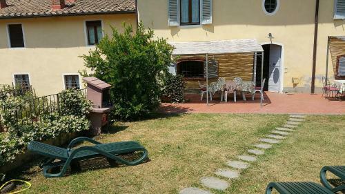 Serravalle Pistoiese Villa Sleeps 8 Pool Wifi
